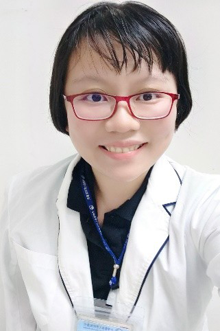 黃淳蔚