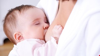 母乳哺餵