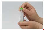 如何使用胰島素空針抽取中效型胰島素？
