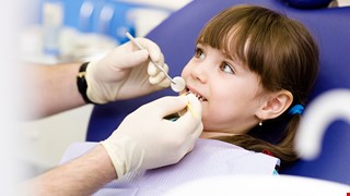 孩子第一次看牙的注意事項